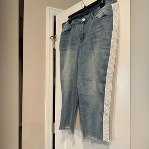 Pearl sides med blue denim capris by Ashley Stewart